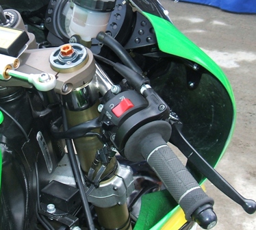 Kawasaki ZX10 06 -07 Race clip ons